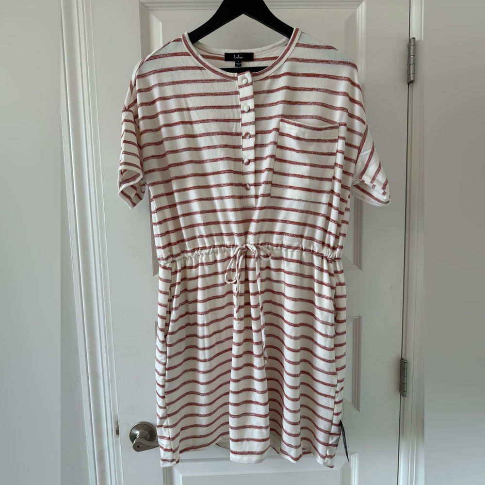 Lulu's Red and White Striped T Shirt Dress, oversized with tie and pockets
